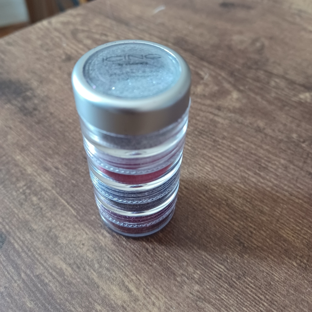 Icing stackable eye shimmer - Picture 2 of 2